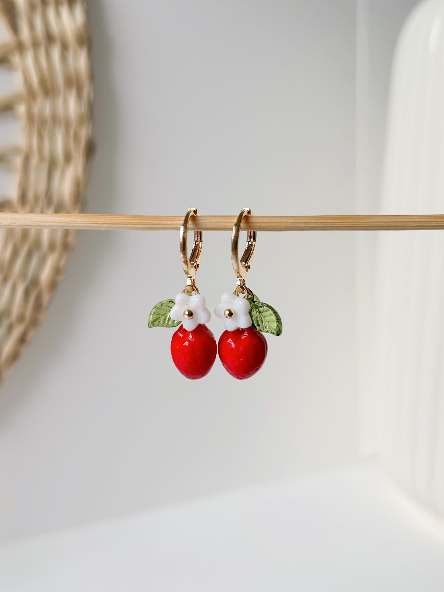 Flower hoop earrings